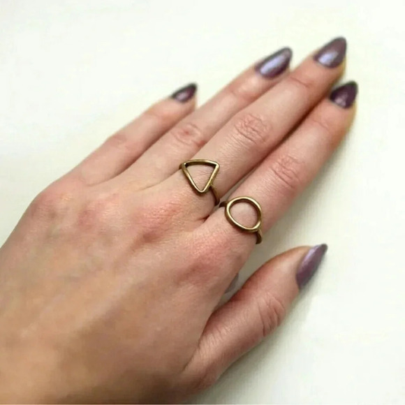Geometric Gold Triangle Ring - Picture 3 of 3